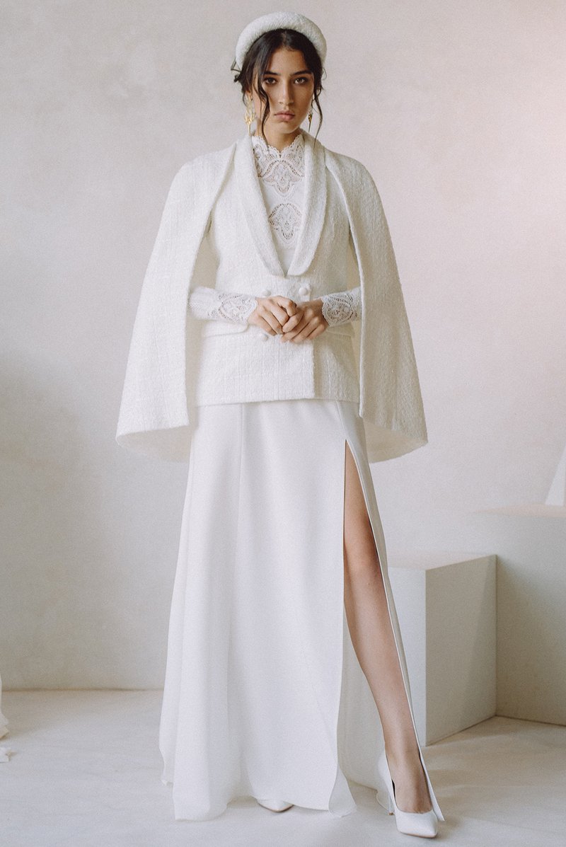 Нежное свадебное платье пудрового оттенка с расшивкой кружевом Платье Айлин 28 000 руб